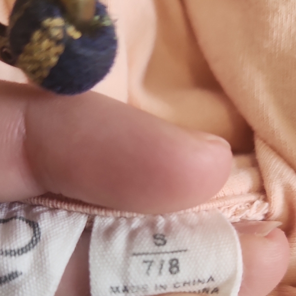 Roxy Light Pink Hoodie Sweatshirt size small - Picture 3 of 5